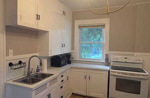 College Hill House | 3BR Family and Pet-Friendly College Hill Home Walk to Wesley