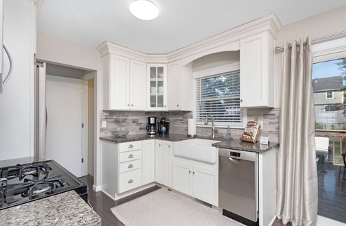 Bettendorf House | 4.2 mi - TBK Sports Complex, 8.6 mi - Airport