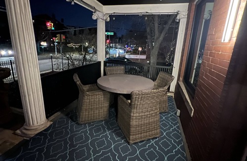Cheesman Park House | 4 BR, Luxurious-Gem/Mansion in Heart of Denver