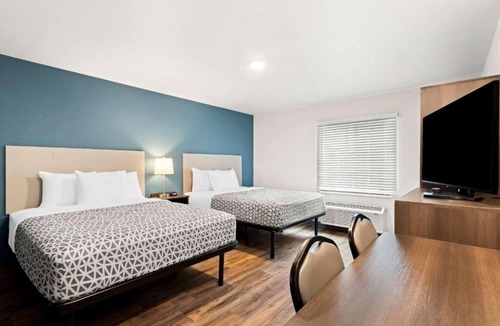 Dupont Hotel | 4 Budget-Friendly Denver Units Near Dick’s Stadium | Pets are Allowed
