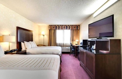 Devils Lake Hotel | 4 Rooms Suitable for Big Groups! | Free Onsite Parking, & Indoor Pool Access!