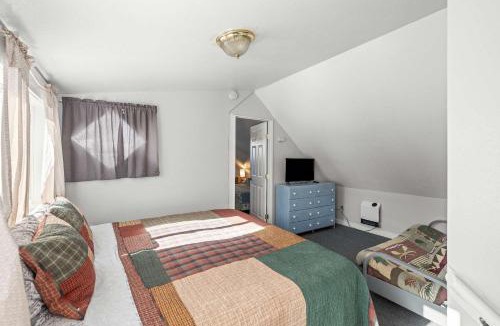Leadville North House | 4BR Near Ski Cooper Mineral Belt - Pet Friendly