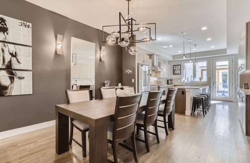 Highland Condo | 4BR Upscale Townhome/Roof Top w/Skyline Views