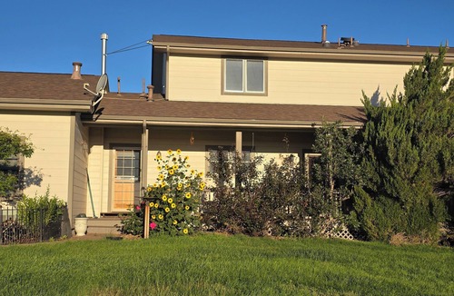 Arapahoe Other | 5-bedroom farmhouse in lovely Bennett with WiFi, AC, fitness area. Close to DIA