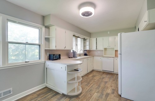 Wichita House | 5 Mi to Zoo: Family Retreat in Wichita!