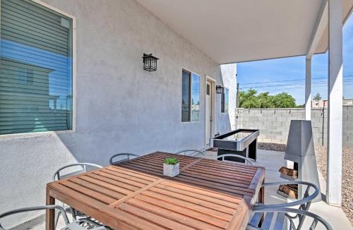 Alhambra House | 7 Mi to Dtwn Phoenix: Group-Friendly Getaway