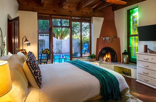 Sam Hughes Bed & Breakfast | Adobe Rose Inn B&B