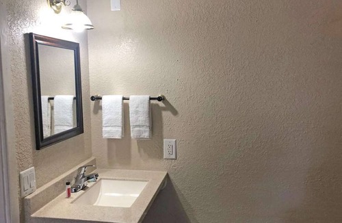Harrisonville Hotel | Affordable Stay | Knights Inn Harrisonville | Free Parking
