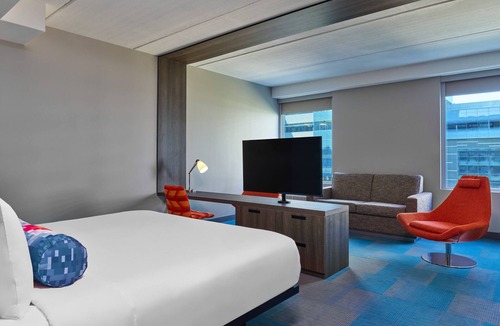 Richardson Hotel | Aloft by Marriott Richardson