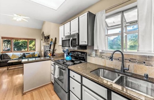 Edwards House | Alpine Escape/3 minutes from Arrowheads CCR