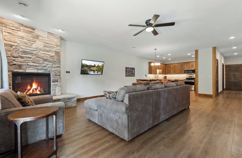 Crosslake Condo | Amenity Packed Resort, Shores of Cross Lake #820