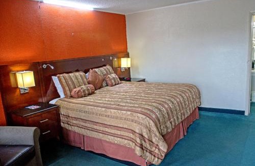 Emporia Hotel | America's Best Inn and Suites Emporia