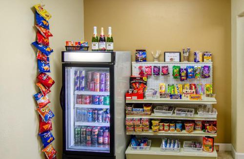 Fort Collins Hotel | Americas Best Value Inn & Suites Ft Collins E at I-25