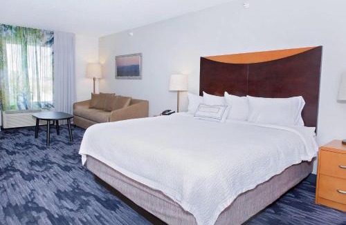 Hays Hotel | AmericInn by Wyndham Hays