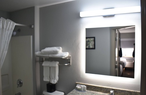 Sioux City Hotel | AmericInn by Wyndham Sioux City