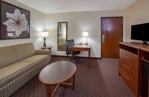 Spencer Hotel | AmericInn by Wyndham Spencer