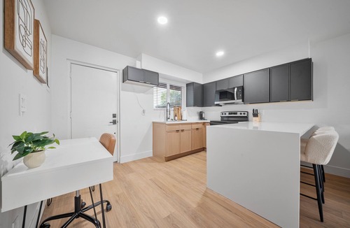 Camelback East Apartment | Arcadia Lite Unit 3 Near Old Town