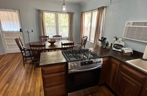 Globe Cabin | Ash Creek Canyon Mining Cabin