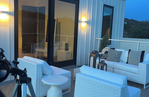 Medicine Park House | Balance-Hot Tub, Spa, Cabin in Medicine Park, King Beds, Gym, Sauna and WIFI