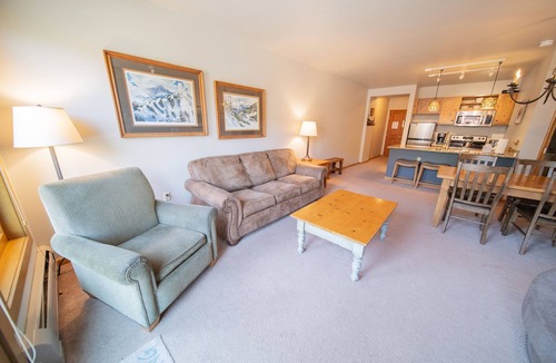 River Run Condo | Balcony w/Prime Festival Viewing, Summer Fun