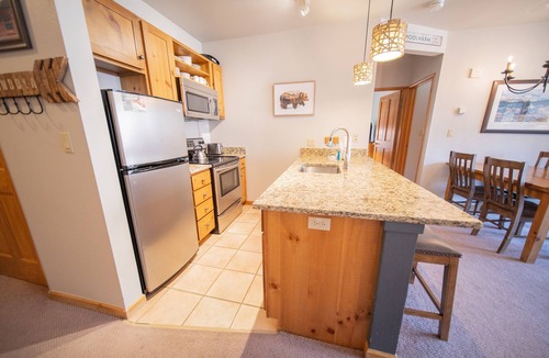River Run Condo | Balcony w/Prime Festival Viewing, Summer Fun