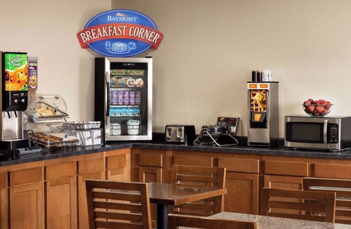 Southwest Area Hotel | Baymont by Wyndham Cedar Rapids