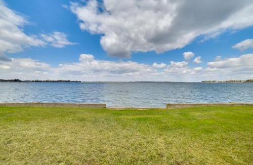 Watertown House | BBQ Ready: Lakefront Retreat in Watertown