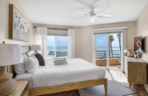 Townsite Condo | Beachfront Luxury 2BR with Ocean-View Balconies & Spectacular Sunsets