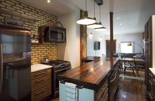 West Plaza House | Beautiful, completely renovated century old home blocks from Kansas City Plaza.