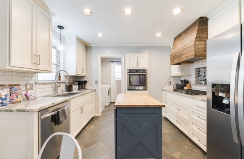Central Oklahoma City House | Beautiful Farmhouse Style Home Near Lake Hefner