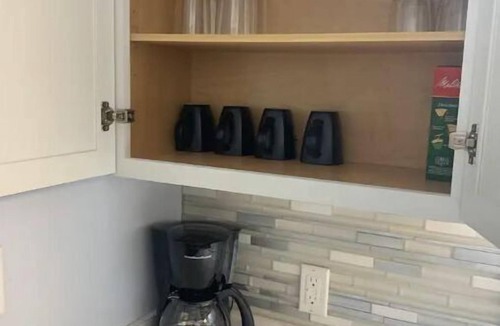 Grand Island House | Beautiful Furnished 2 Bedroom House with Garage