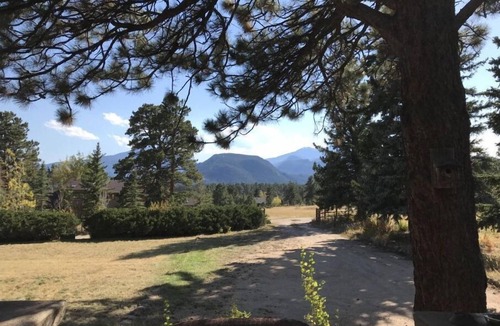 Estes Park House | Beautiful Setting, Romantic Historic Arts & Crafts Home, Great Longs Peak Views