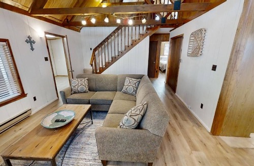 Red River Cabin | Bennett’s #38 Bitter Creek Cabin - New Property!