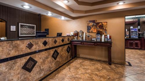 Manhattan Hotel | Best Western Manhattan Inn