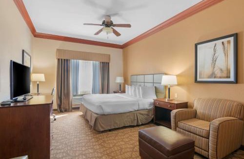 Hays Hotel | Best Western Plus Butterfield Inn