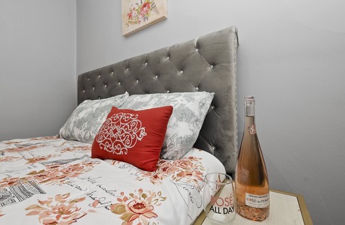 East Beverly Apartment | Beverly Gem