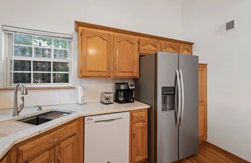 Shawnee House | Big Charming Shawnee Family Home with Game Room-Sleeps 16!