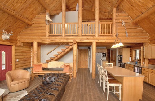 Cornucopia Cabin | Birch Haven | Spectacular Lakefront Log Cabin