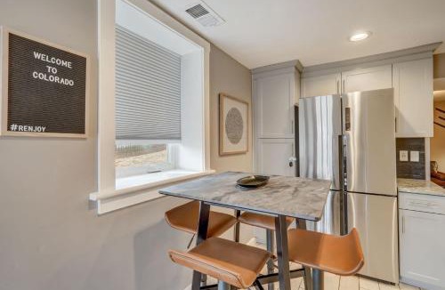 West Colorado Springs House | Blackstone Hideaway Downtown Lower-Level Apt