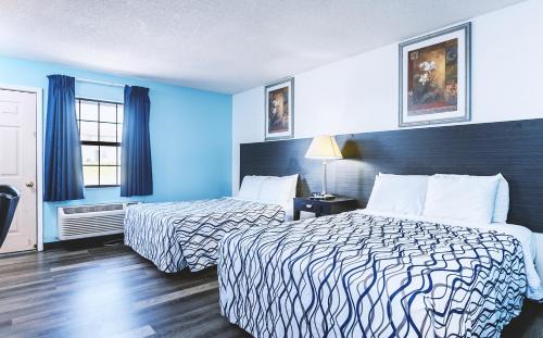 Wellington Hotel | Blue Way Inn & Suites Wellington