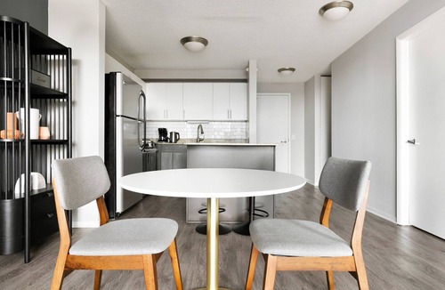 West Loop Gate Apartment | Blueground | West Loop Gate, rooftop, nr Millennium Park