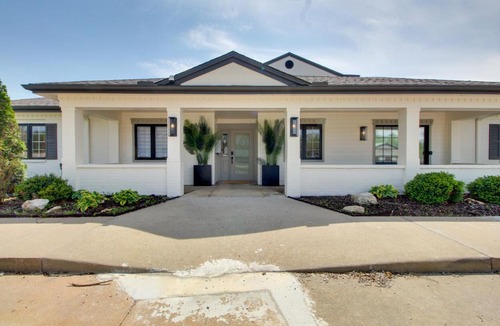 Louisburg House | Boutique Condo Near Louisburg Wedding Venues