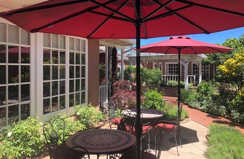 South Capitol Bed & Breakfast | BOUTIQUE HOTEL - King deluxe Suite 1/2 mi. from Santa Fe Plaza