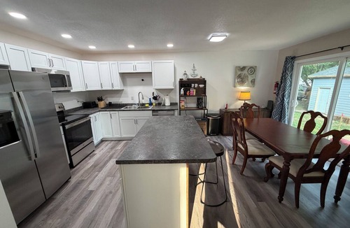 Lake View House | Brand New Black Hawk House-3 bedrooms and 14 person capacity!