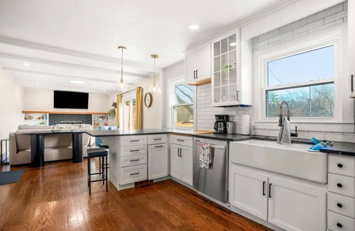 Prairie Village House | Brand New Heated Pool, Family Oasis, Kids Welcome!