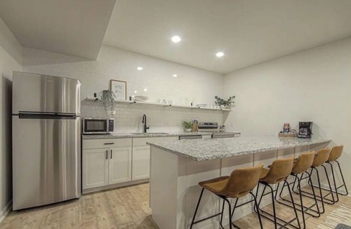 South Kansas City Apartment | Brand NEW Luxury Scandinavian Style Basement Apartment!