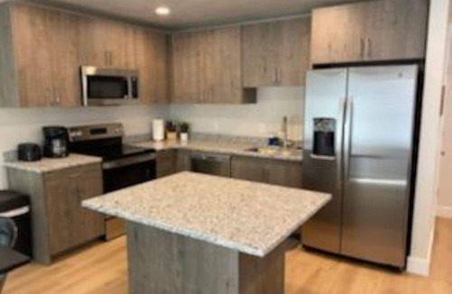Enterprise House | Brand New townhome in the heart of Enterprise - mountains all around!
