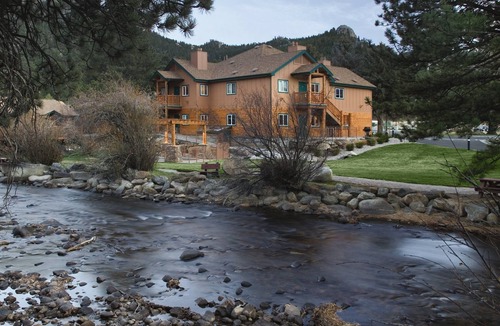Estes Park Resort | Breathtaking in all directions!
