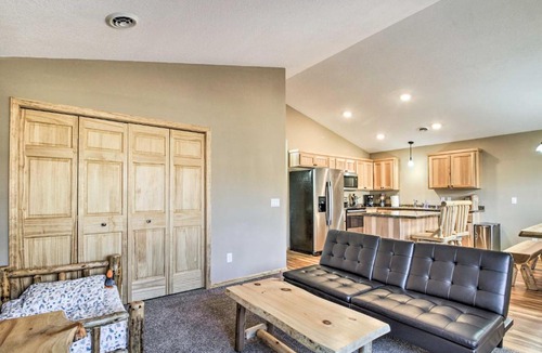 Breezy Point House | Breezy Point Cabin w/Fire Pit - Walk to Lake
