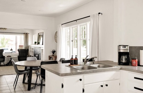 Logan House | Brick House in Logan